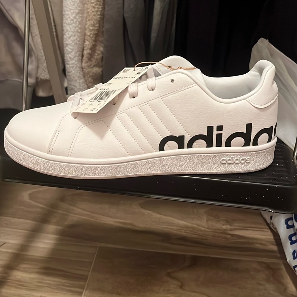 Brand new in box Adidas grand court LTD K tennis sneakers